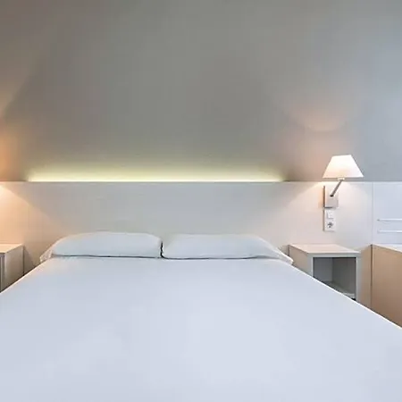 Ilunion 3 Hotel 3*