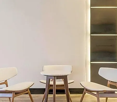 Ilunion 3 Hotel