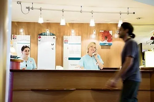 伊鲁尼昂瓦伦西亚3号酒店