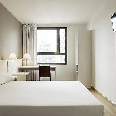 Ilunion 3 Hotel 3*