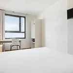 فندق إلونيون 3 3*